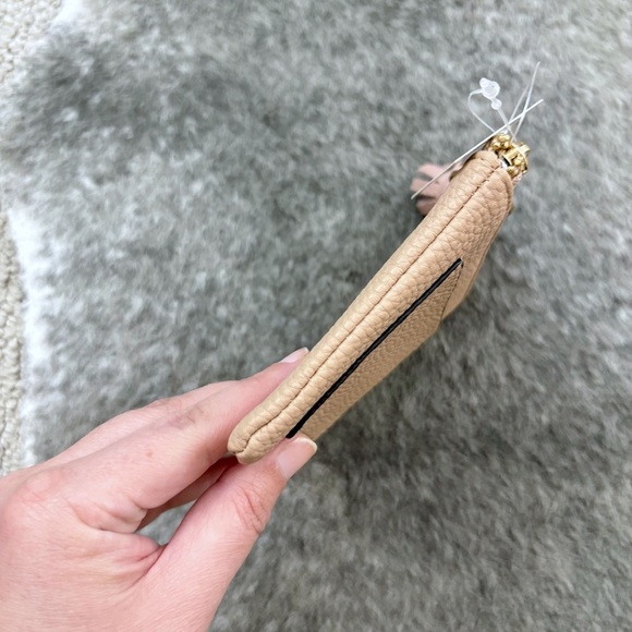 NWT Francesca’s Zipper Pouch - Picture 3 of 10